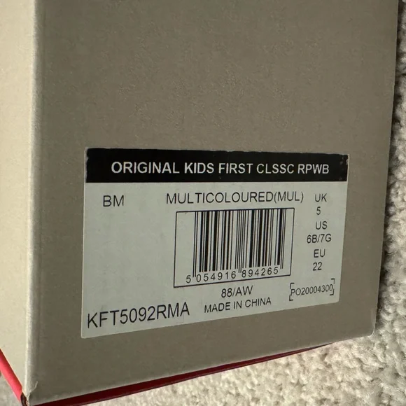 NEW in Box Hunter Kids’ Classic Waterproof Rain Boots, Rainbow 🌈, Toddler 6M - Picture 4 of 12